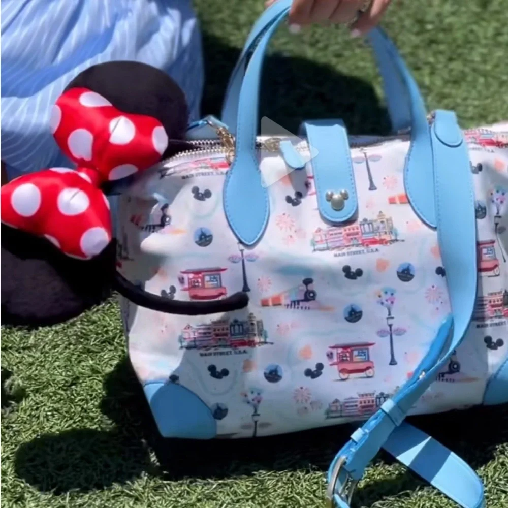 Stoney Clover Lane Disney Pouchette - Park Exclusive!! (EARS NOT INCLUDED) - Picture 6 of 6